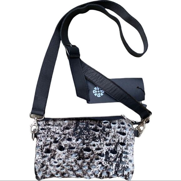 Papucei New Women’s Cross Body Mini Bag - Picture 4 of 8